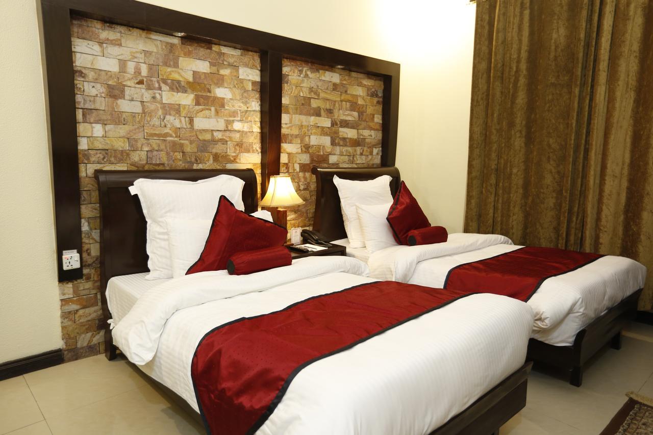 Shangrila Resort Hotel Исламабад Экстерьер фото